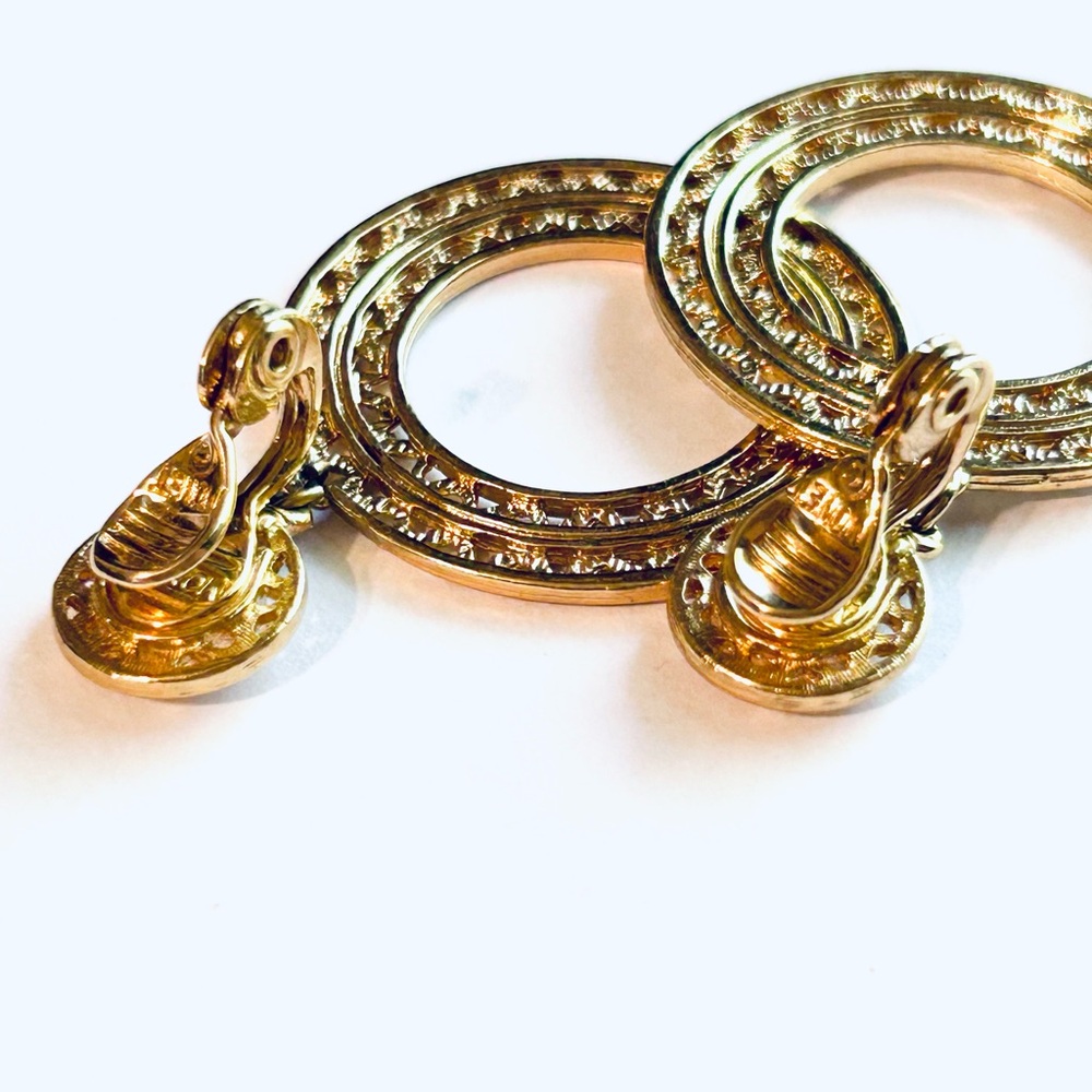 Elegant Monet Gold-Tone Hoop Clip-on Earrings, Vintage Monet - Picture 6 of 6